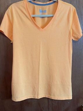 Nike Dri-FIT Short Sleeve V-Neck Tee in Peach